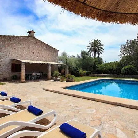 Villa Sleeps 6 With Pool Air Con And Wifi Pollenca
