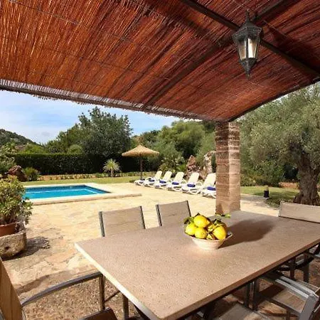 Sleeps 6 With Pool Air Con And Wifi Villa