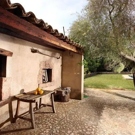 Sleeps 6 With Pool Air Con And Wifi Pollenca