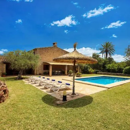 Sleeps 6 With Pool Air Con And Wifi