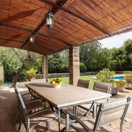 Villa Sleeps 6 With Pool Air Con And Wifi *