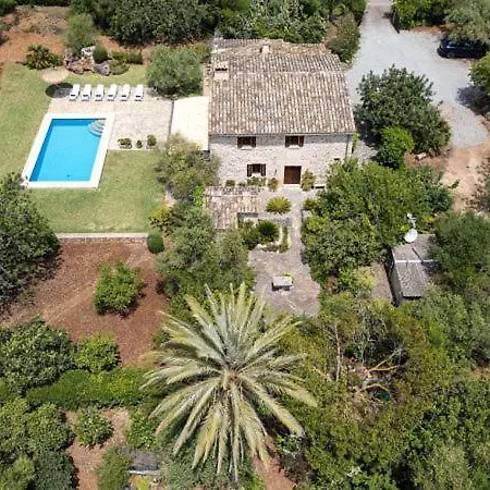 Villa Sleeps 6 With Pool Air Con And Wifi *